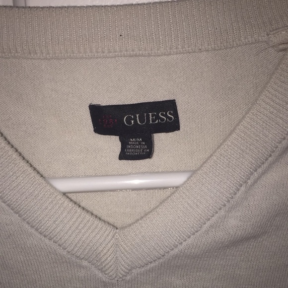 Guess sweater - Picture 2 of 2